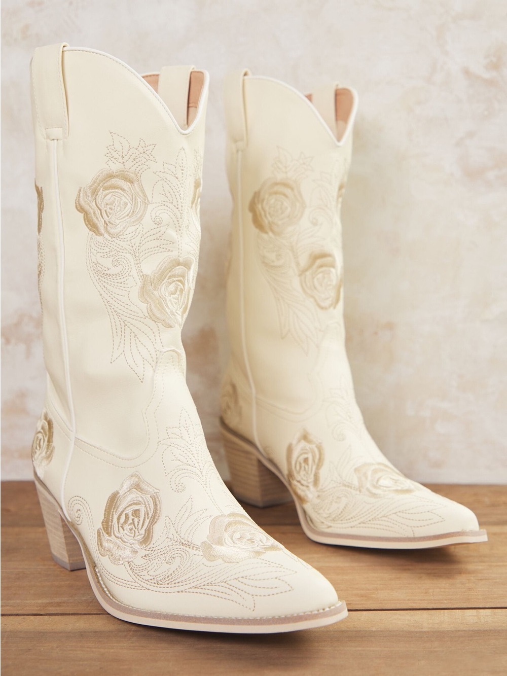 Altar'd State Cali Western Boots LIKE NEW SIZE 6.5